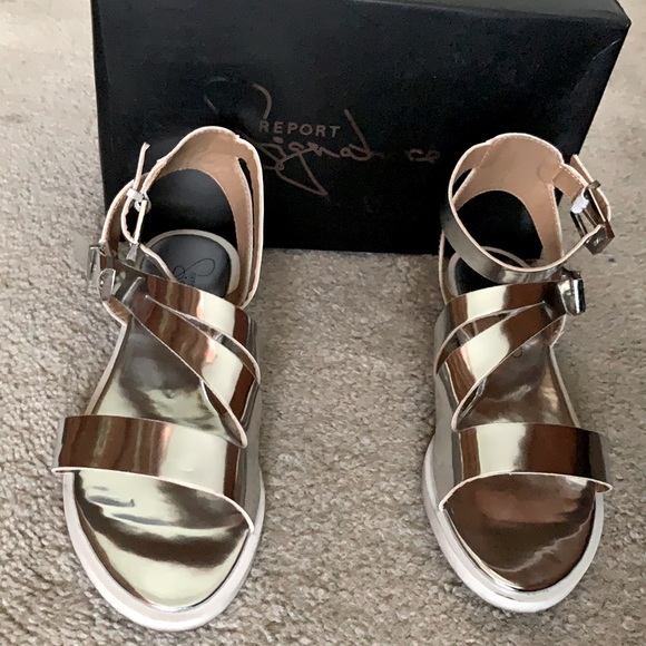 Report signature ZICCO metallic gladiator sandals - Picture 6 of 8